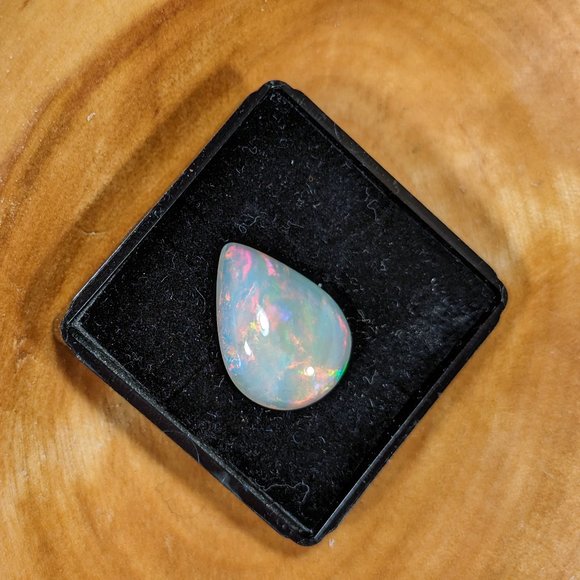 9.36 cts Opal stone - Picture 1 of 3